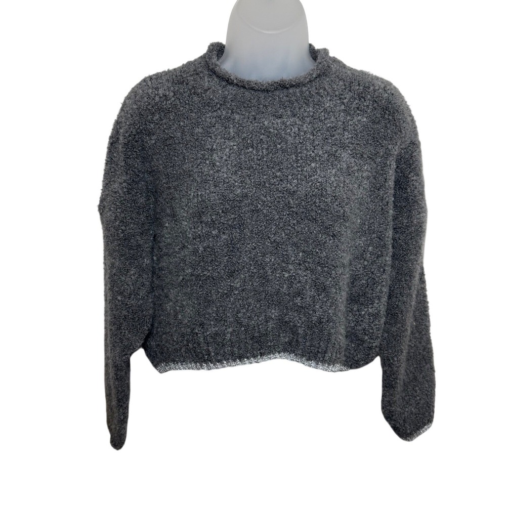 Urban Outfitters Women M Gray Boucle Cropped Sweater Metallic Silver Trim Fuzzy